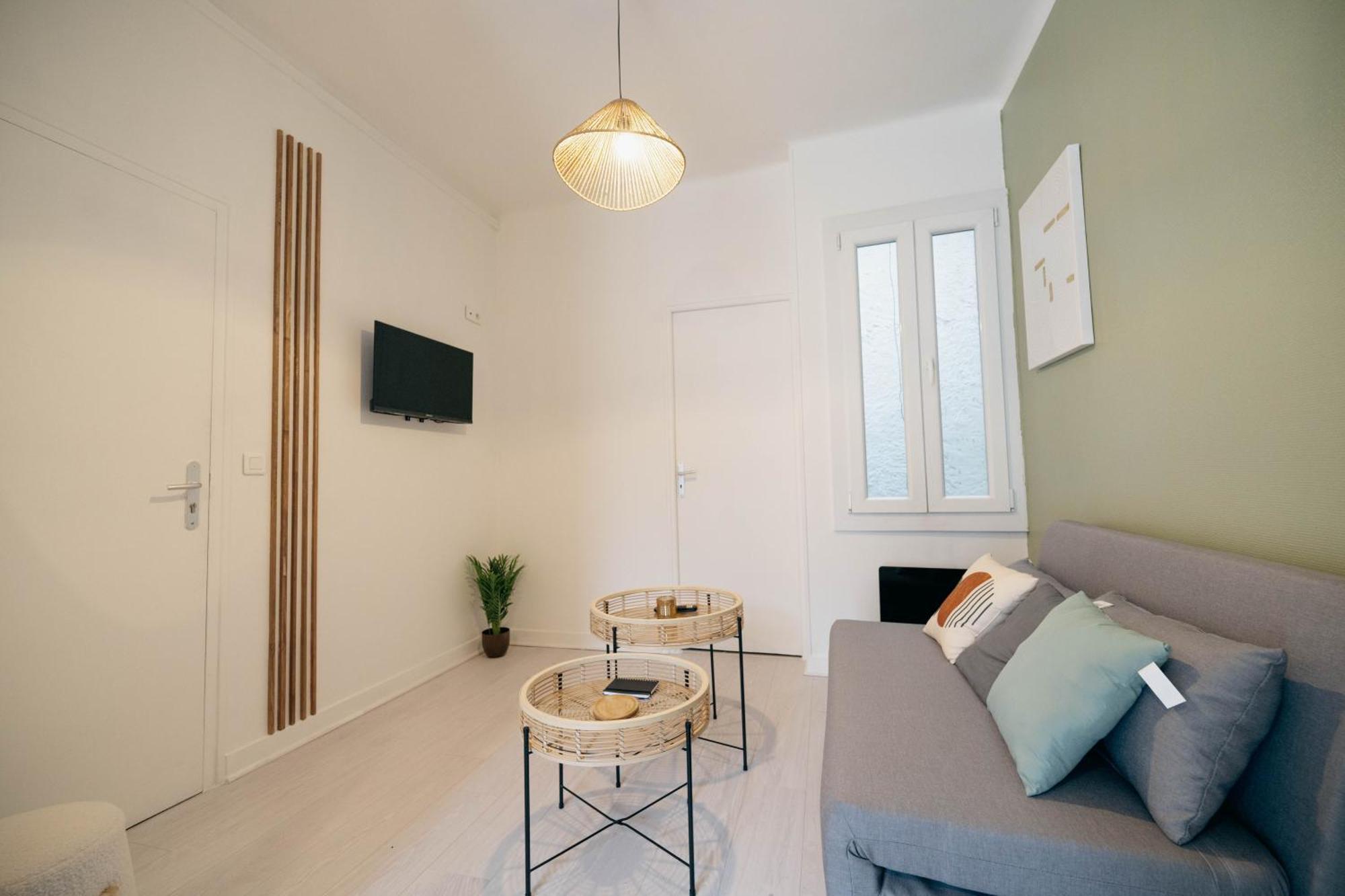 Verdant Oasis - Proche Du Centre - Wifi Gratuit - Parking A Proximite Лурд Екстериор снимка