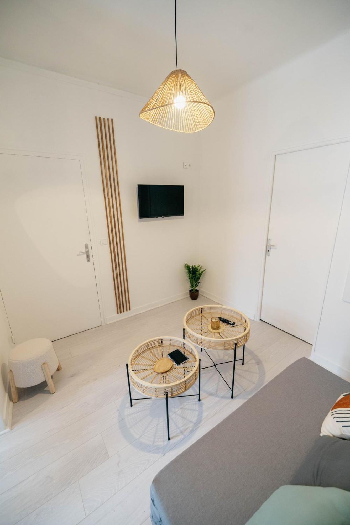 Verdant Oasis - Proche Du Centre - Wifi Gratuit - Parking A Proximite Лурд Екстериор снимка